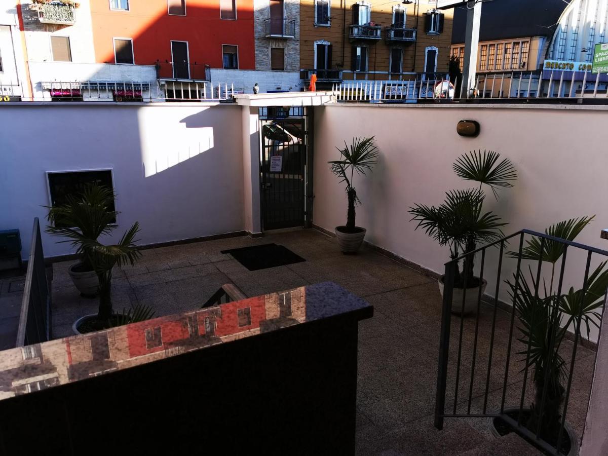 New Luxury Apartment, Milan City Center Exteriör bild